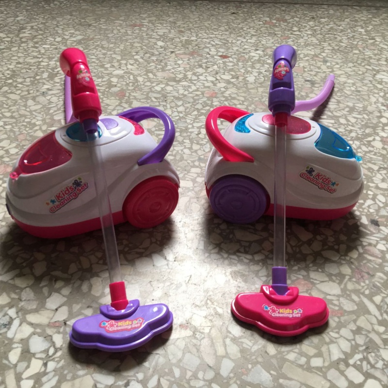 Simulazione per bambini Aspira - Vacuum Cleaner Power Tools recensione e prezzo
